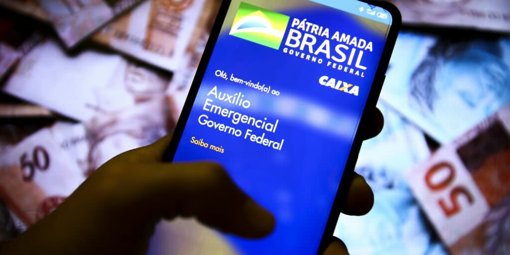 Auxílio Emergencial Auxílio Emergencial
